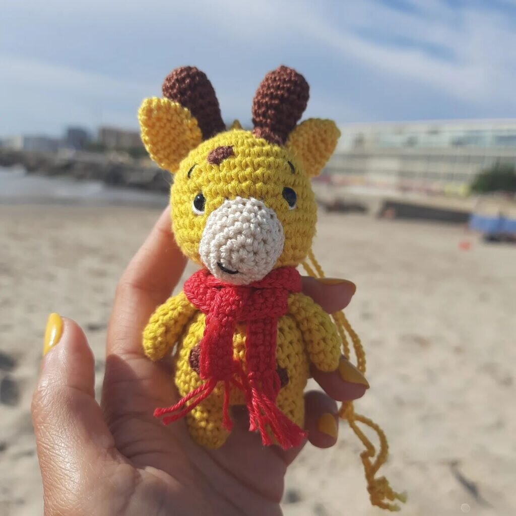 Amigurumi Baby Giraffe Free Pattern 5