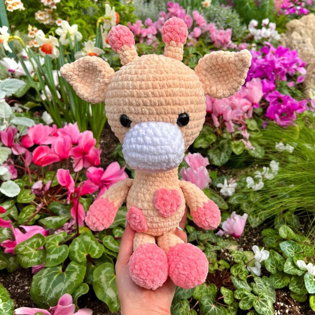 Amigurumi Baby Giraffe Free Pattern 6