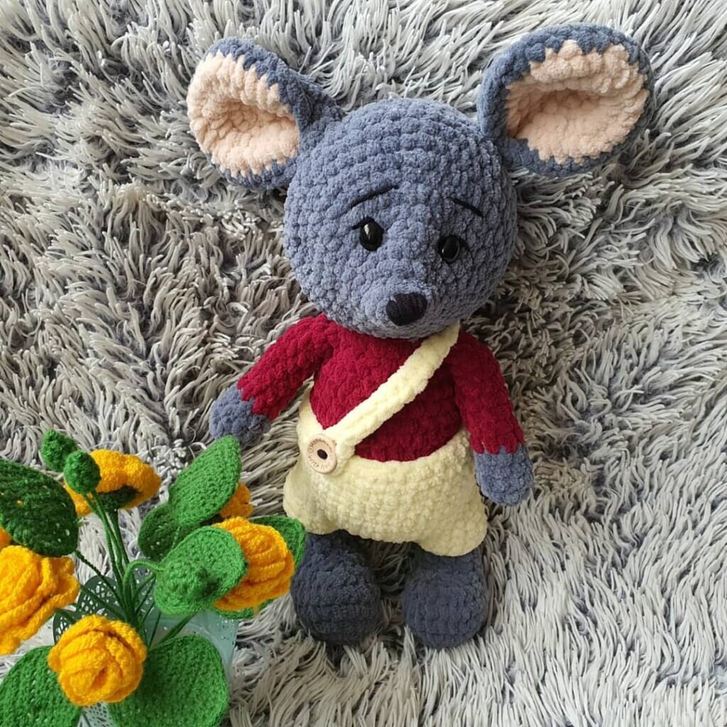 Amigurumi Baby Mouse Free Pattern 2