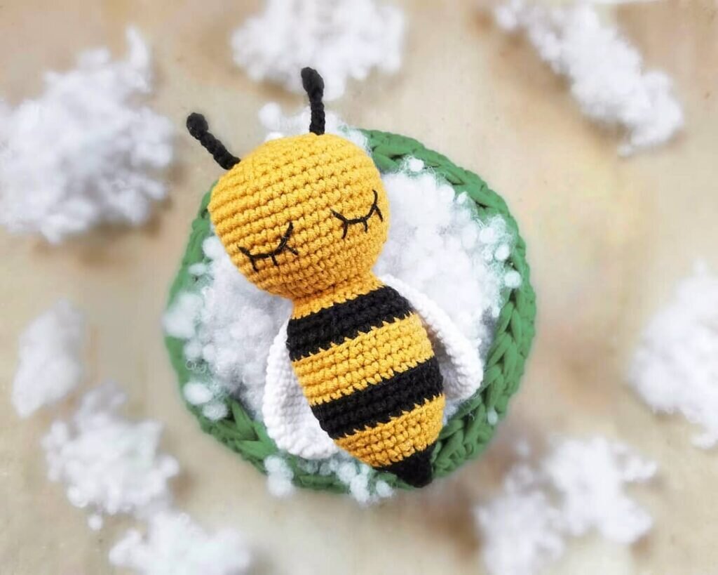 Amigurumi Bee Free Pattern 3