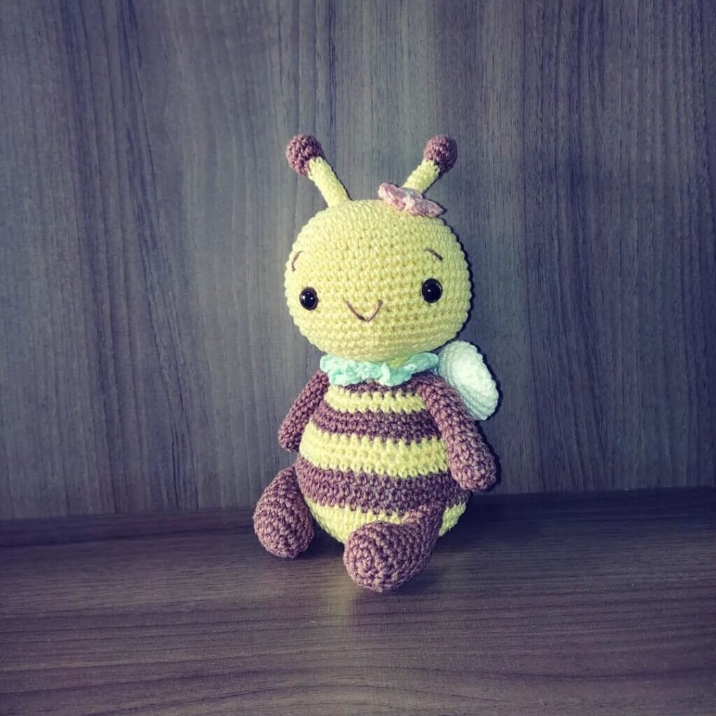 Amigurumi Bee Free Pattern 3