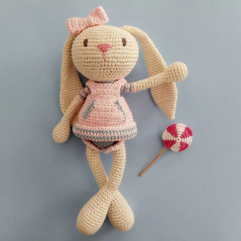 Amigurumi Bunny Free Pattern 5