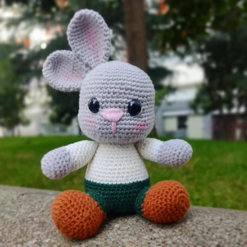 Amigurumi Bunny İn Pants Free Pattern 7