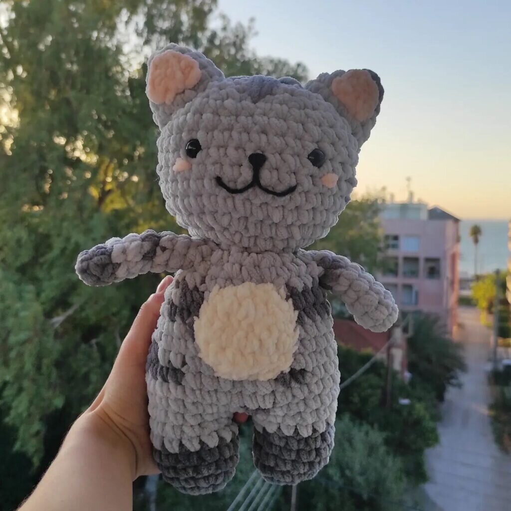 Amigurumi Cat Free Pattern 2