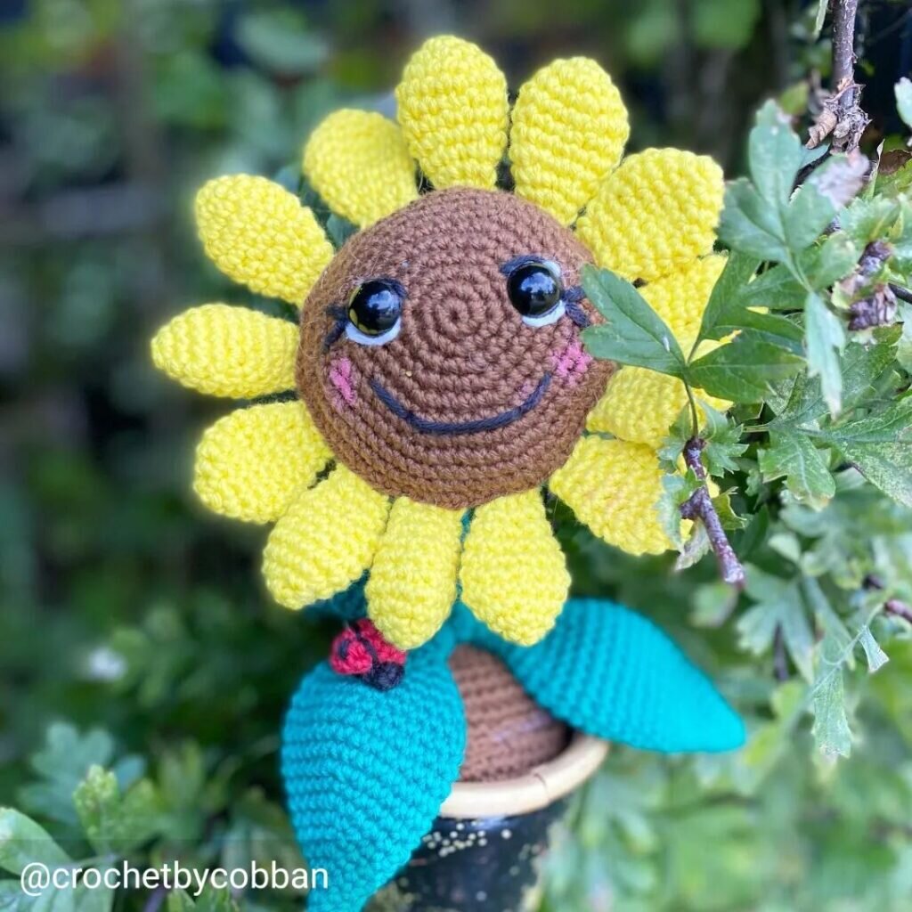 Amigurumi Cheerful Sunflower Crochet Pattern 1