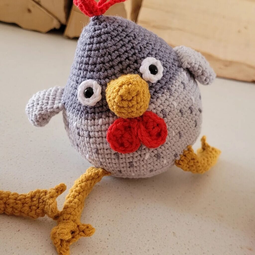 Amigurumi Chicken Free Pattern 1