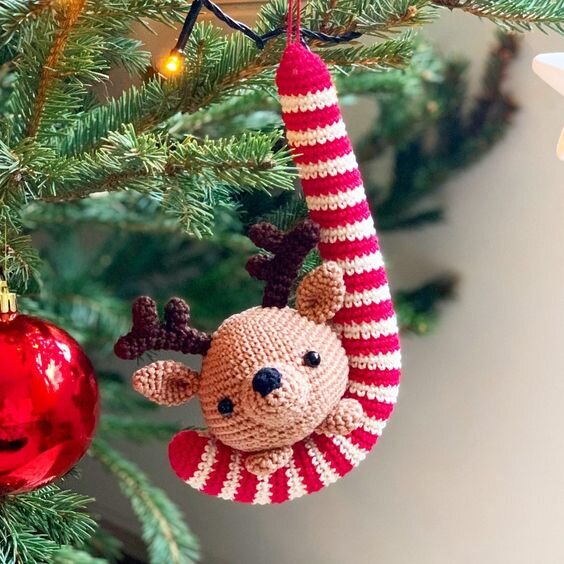 Amigurumi Christmas Deer Ornament Free Pattern 10