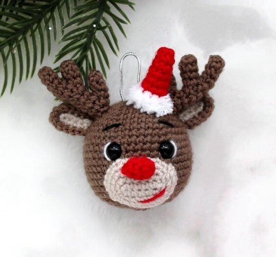 Amigurumi Christmas Deer Ornament Free Pattern 3