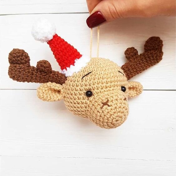 Amigurumi Christmas Deer Ornament Free Pattern 9