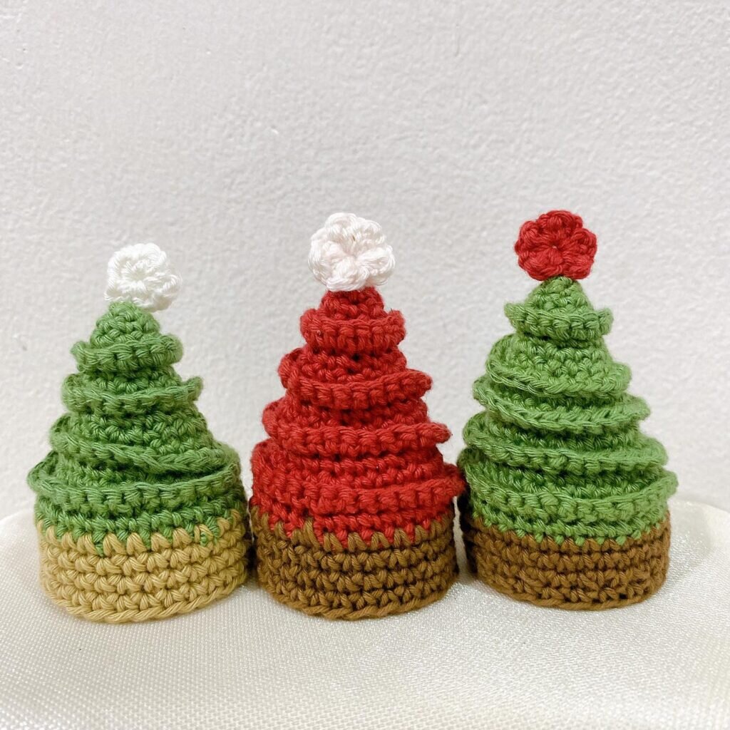 Amigurumi Christmas Tree Free Pattern 3