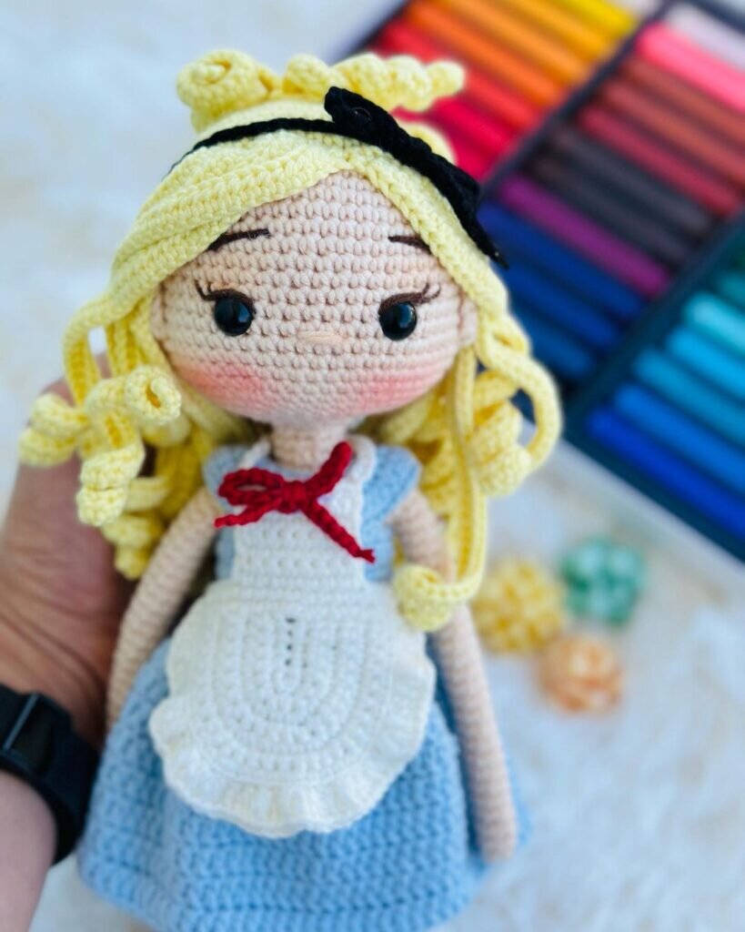 Amigurumi Cinderella Toy Free Pattern 17