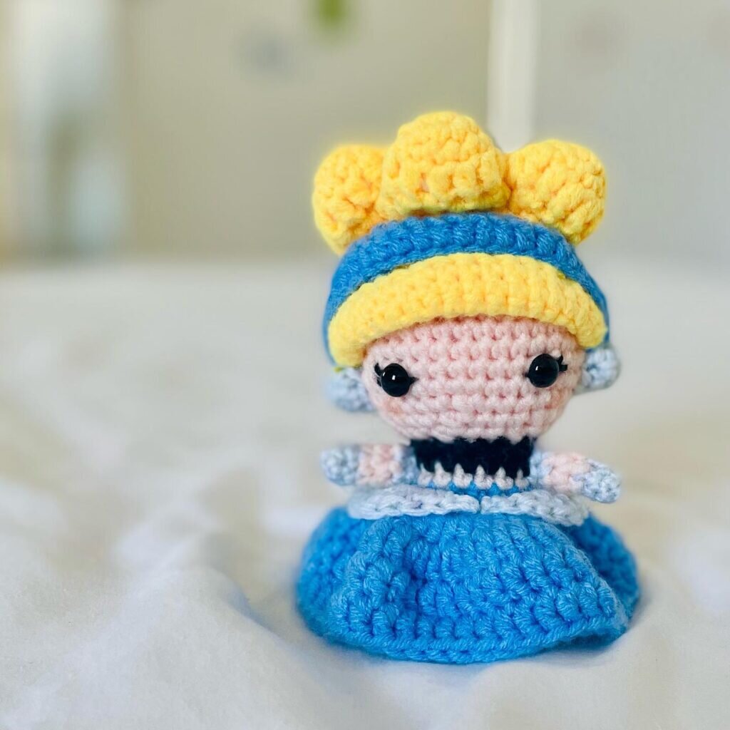 Amigurumi Cinderella Toy Free Pattern 3