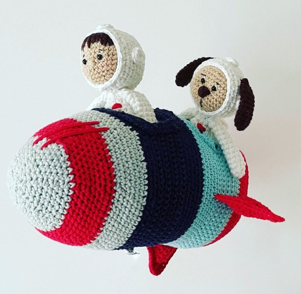 Amigurumi Cosmonaut Free Pattern 3