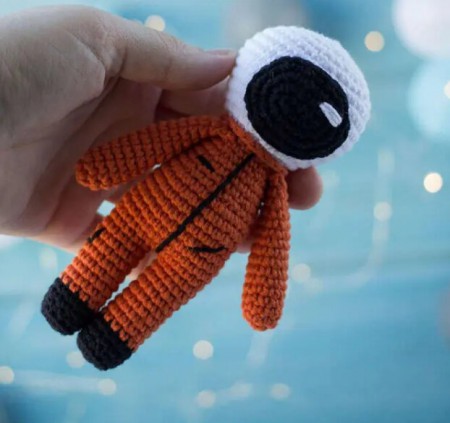 Amigurumi Cosmonaut Free Pattern