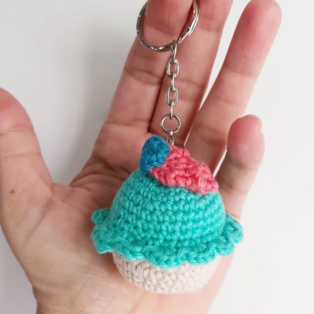 Amigurumi Cupcake Free Pattern 1