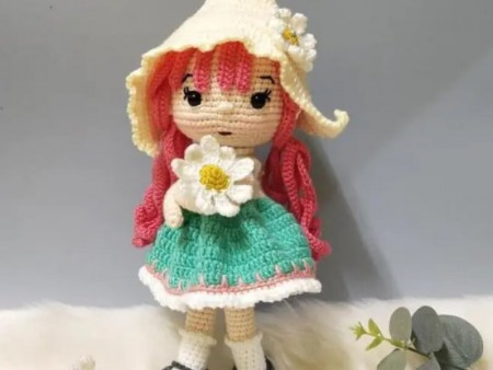 Amigurumi Daisy Doll Crochet Pattern