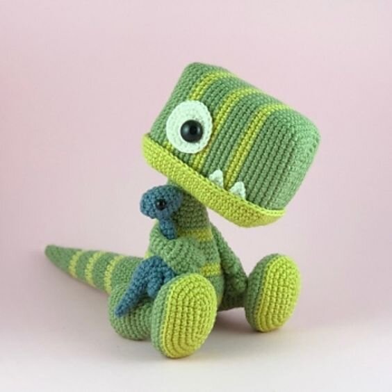 Amigurumi Dinosaur Triceratops Free Pattern 5