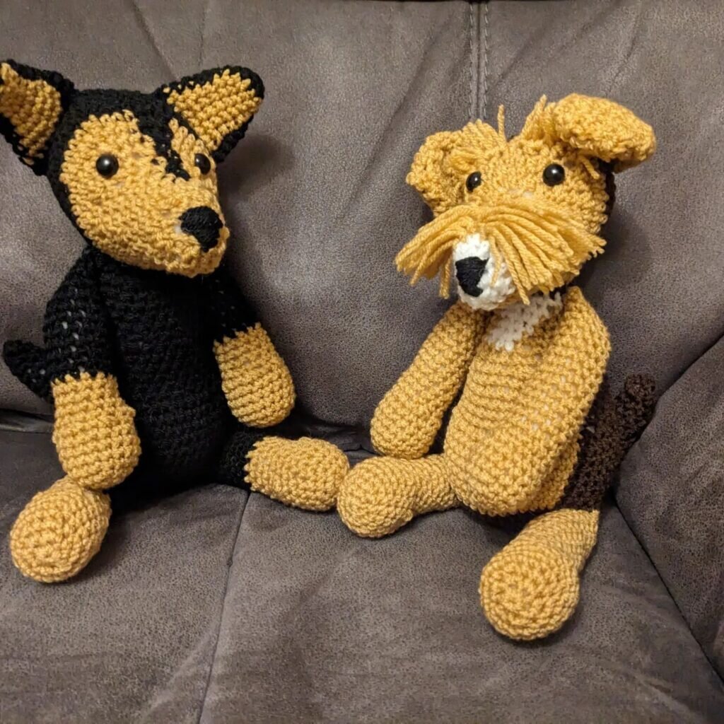 Amigurumi Dog in Love Free Pattern 1