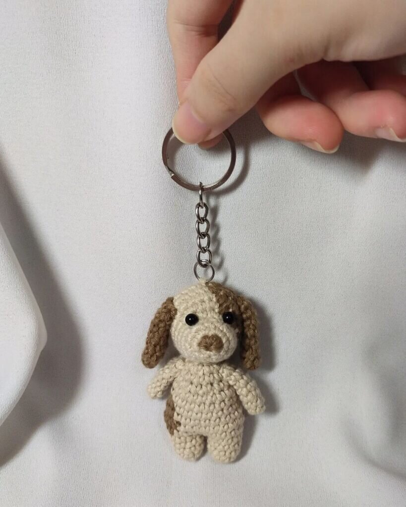 Amigurumi Dog Keychain Free Pattern 7