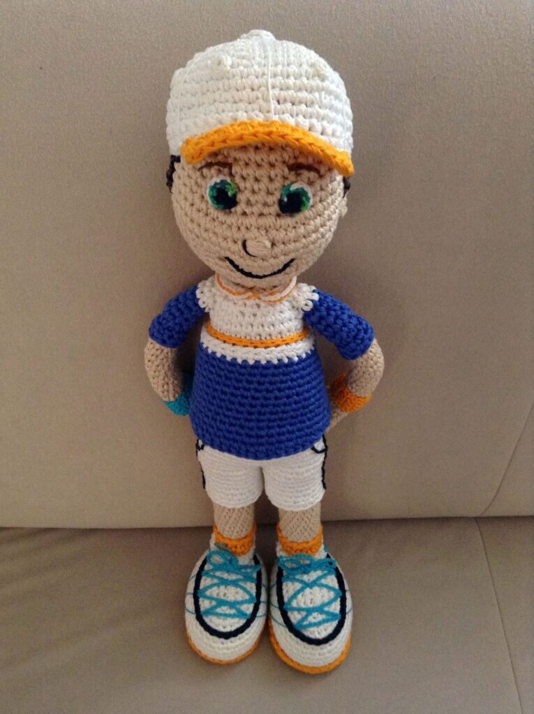 Amigurumi Doll Tennis Player Free Pattern 4