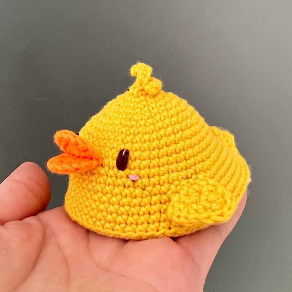 Amigurumi Duckling Free Crochet Pattern 1