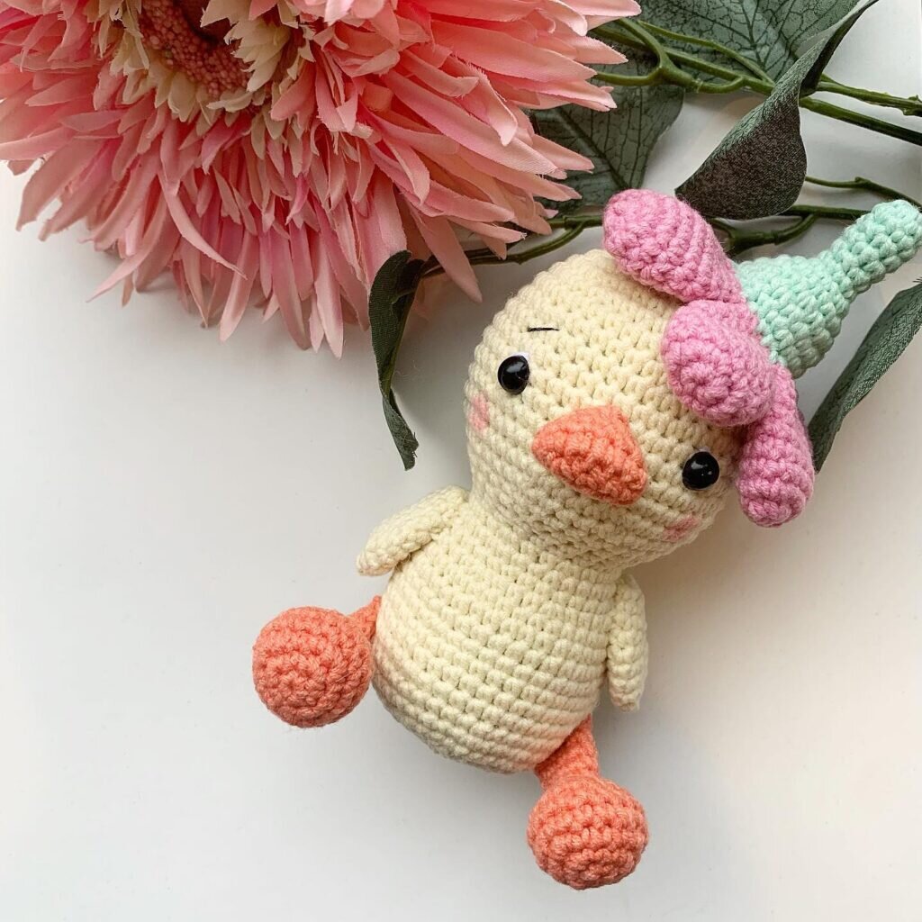 Amigurumi Duckling Free Crochet Pattern 2