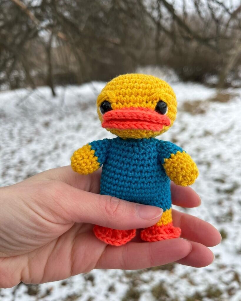 Amigurumi Duckling Free Crochet Pattern 5