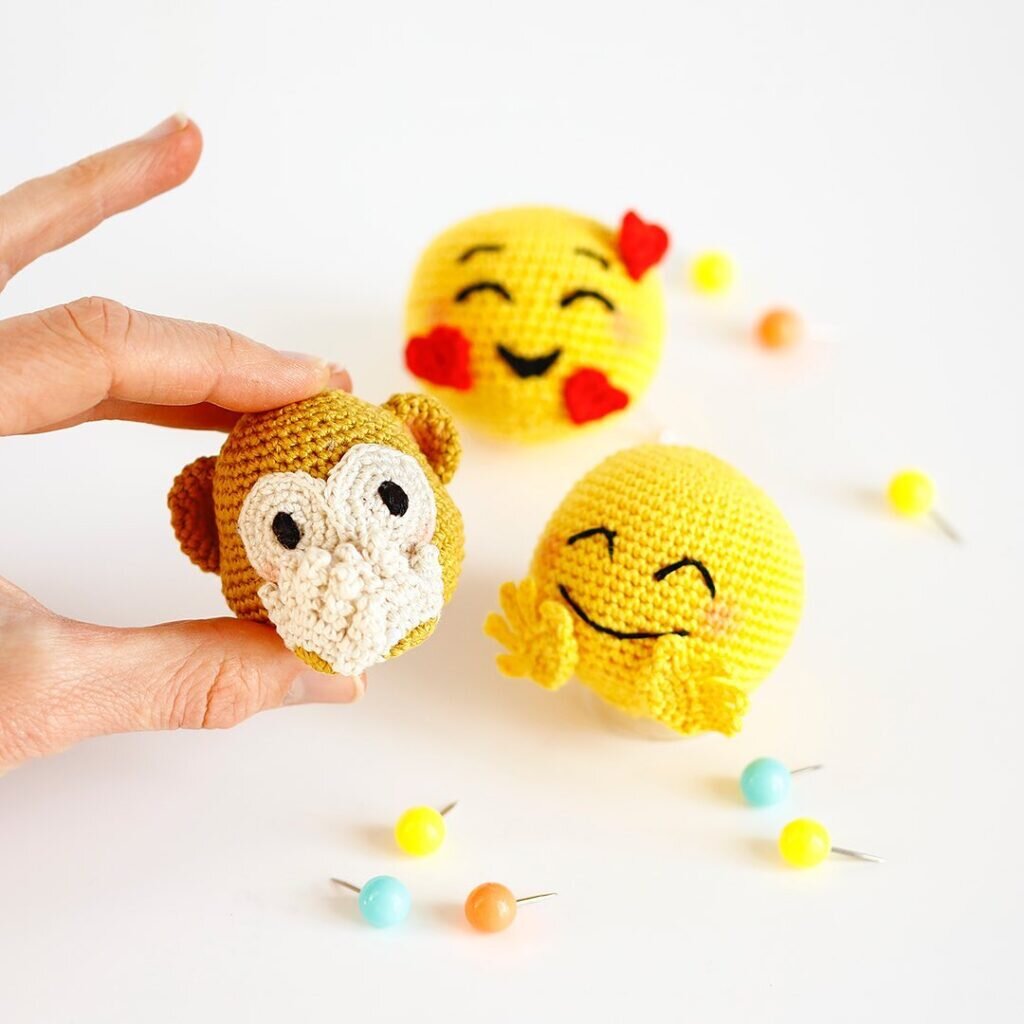 Amigurumi Emoticons Free Pattern 5