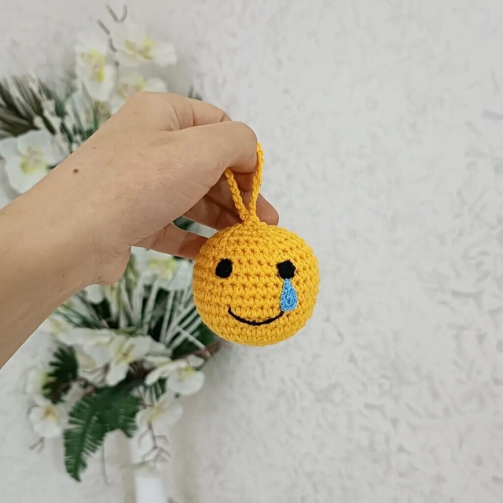 Amigurumi Emoticons Free Pattern 11