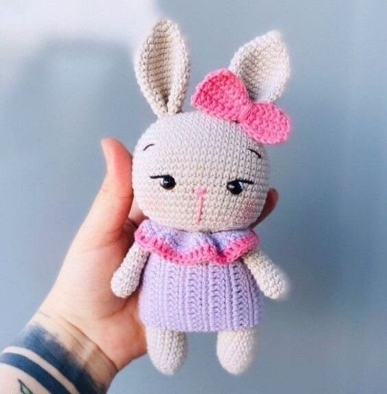 Amigurumi Flower Bunny Free Crochet Pattern 1