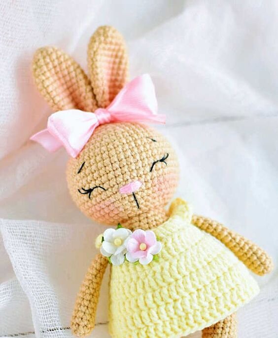 Amigurumi Flower Bunny Free Crochet Pattern 2