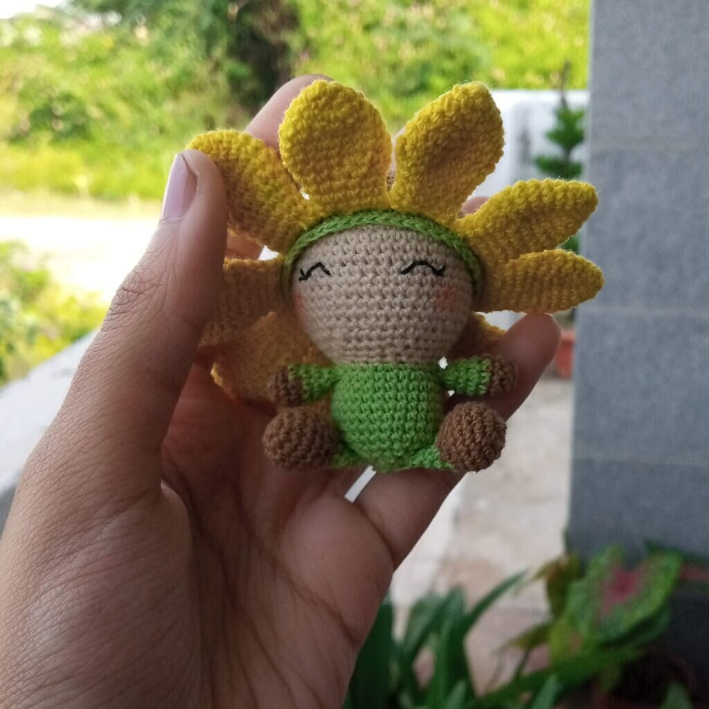 Amigurumi Flower Free Crochet Pattern 2