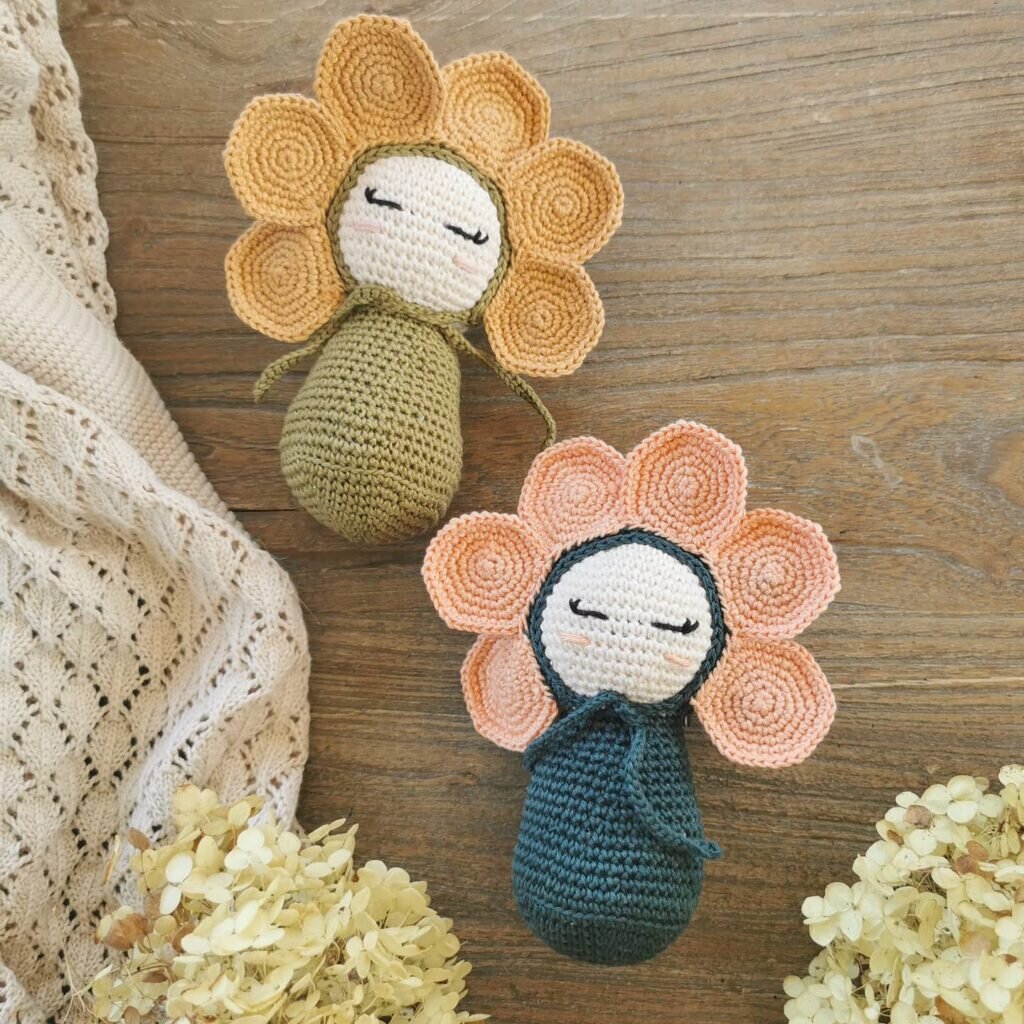 Amigurumi Flower Free Crochet Pattern 4