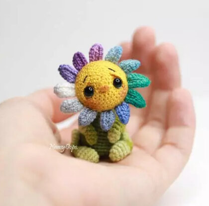 Amigurumi Flower Free Crochet Pattern