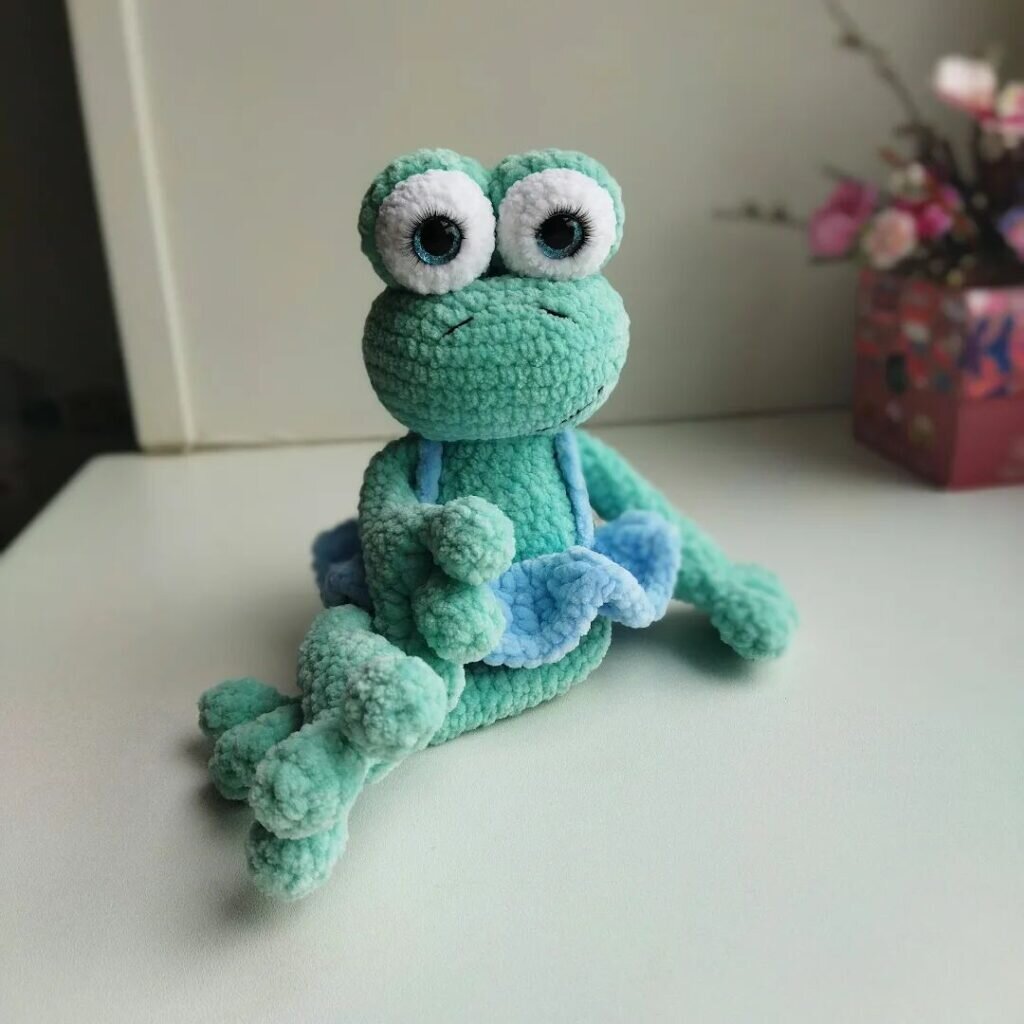 Amigurumi Frog Free Pattern 2