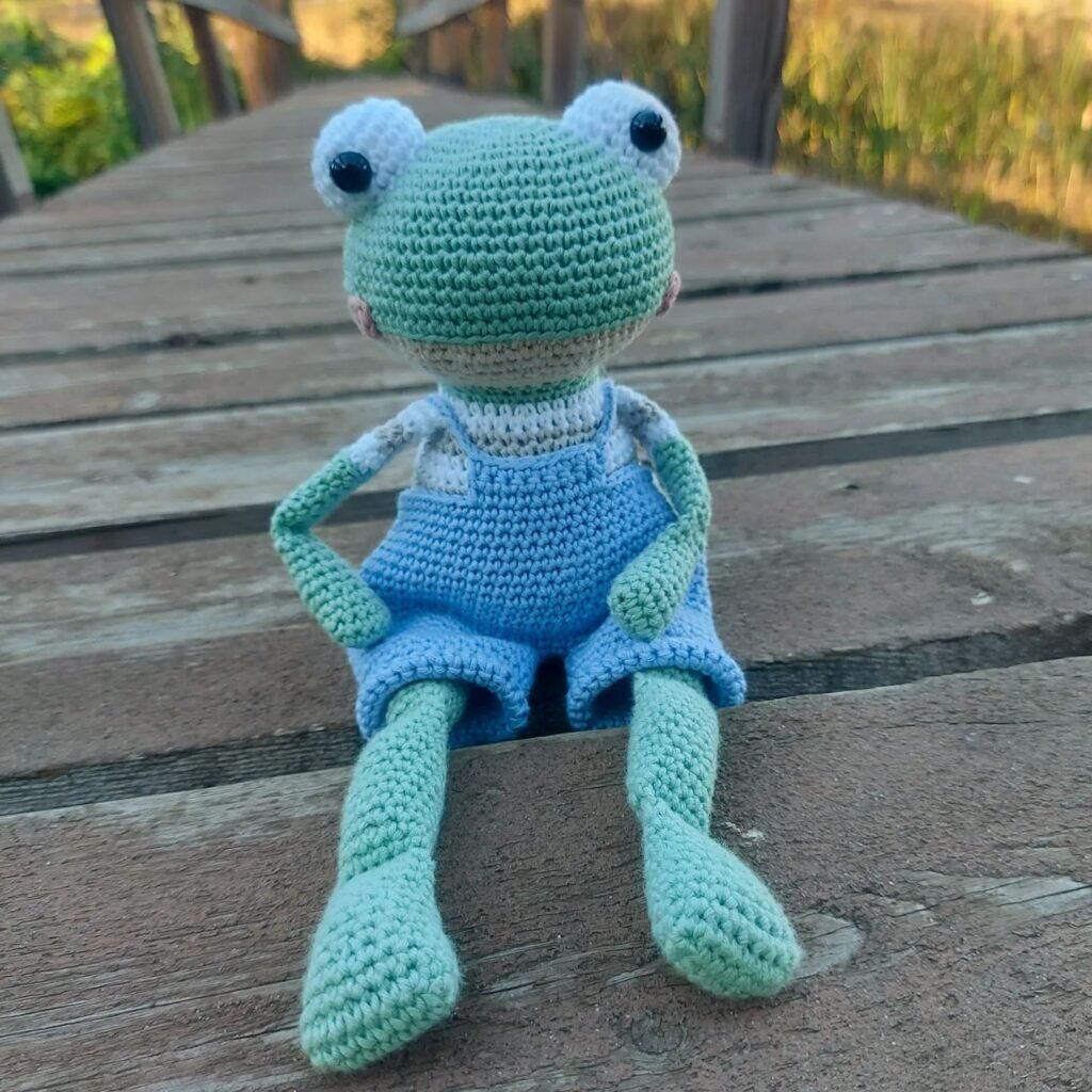 Amigurumi Frog Free Pattern 2