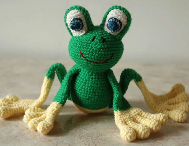 Amigurumi Frog Free Pattern