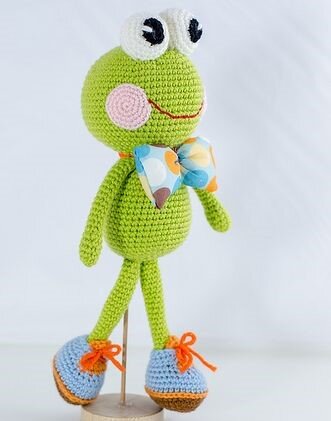 Amigurumi Frog Large Free Pattern 7