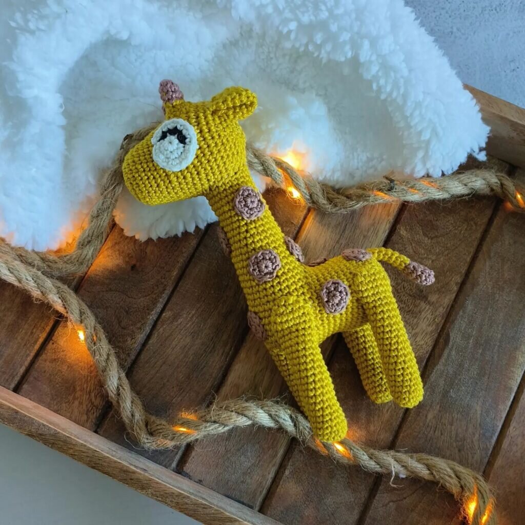 Amigurumi Giraffe Free Pattern 7