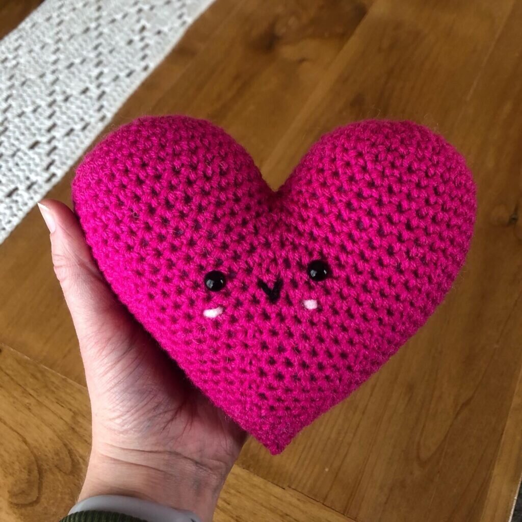 Amigurumi Heart Free Crochet Pattern 1