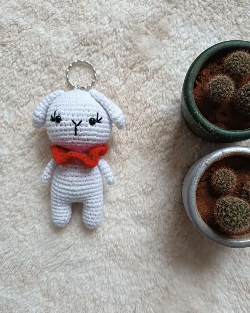 Amigurumi Keychain Bunny Crochet Pattern 5