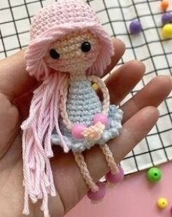 Amigurumi Keychain Doll Free Pattern 7