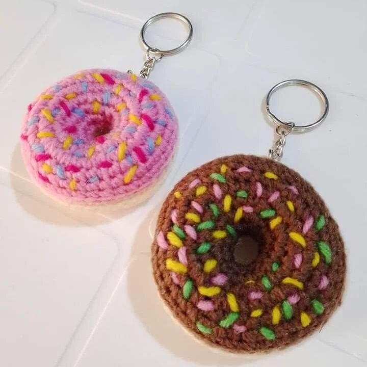 Amigurumi Keychain Donut Free Pattern 1