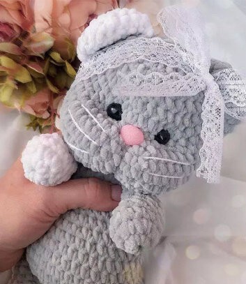 Amigurumi Kitten Mini Free Pattern