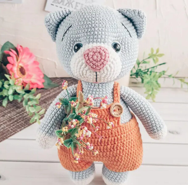 Amigurumi Kitten Timosha Free Pattern