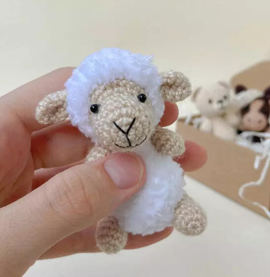 Amigurumi Lamb Free Pattern