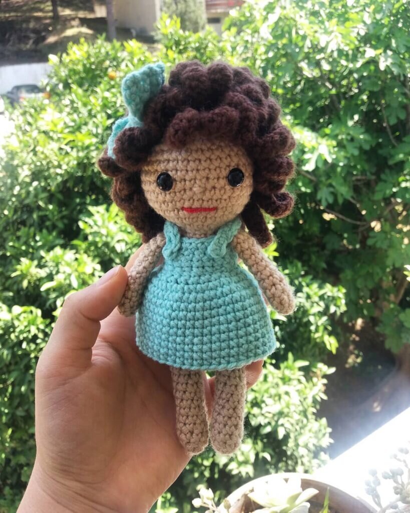 Amigurumi Little Doll Free Pattern 4