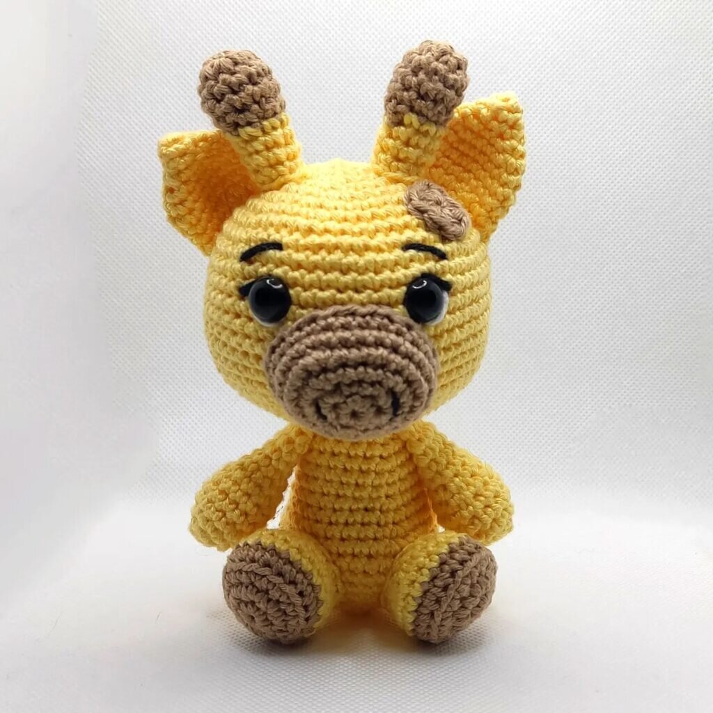 Amigurumi Little Giraffe Free Pattern 1