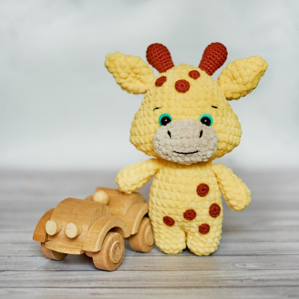 Amigurumi Little Giraffe Free Pattern 7