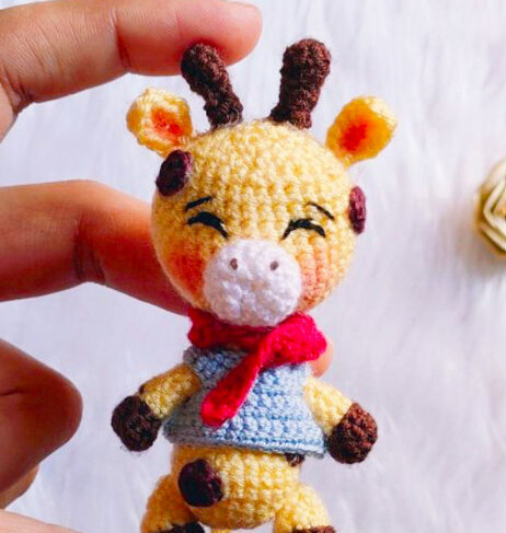 Amigurumi Little Giraffe Free Pattern